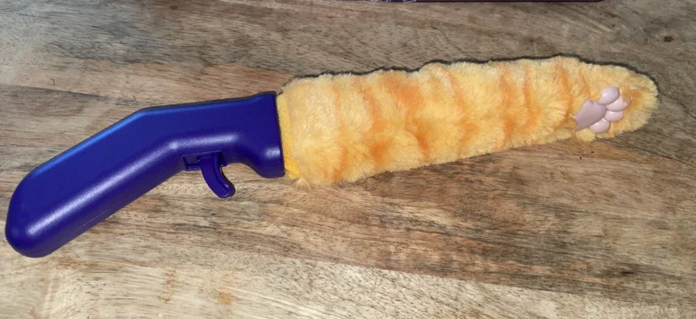 The Original Cat Paw Tiger Paw By Wicked Cool Toys